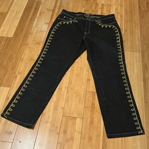 NEESO embroidered rhinestone jeans